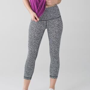 Lululemon Wunder Under Crop Hi-Rise Miss Mosaic Black Luon Leggings Size 4